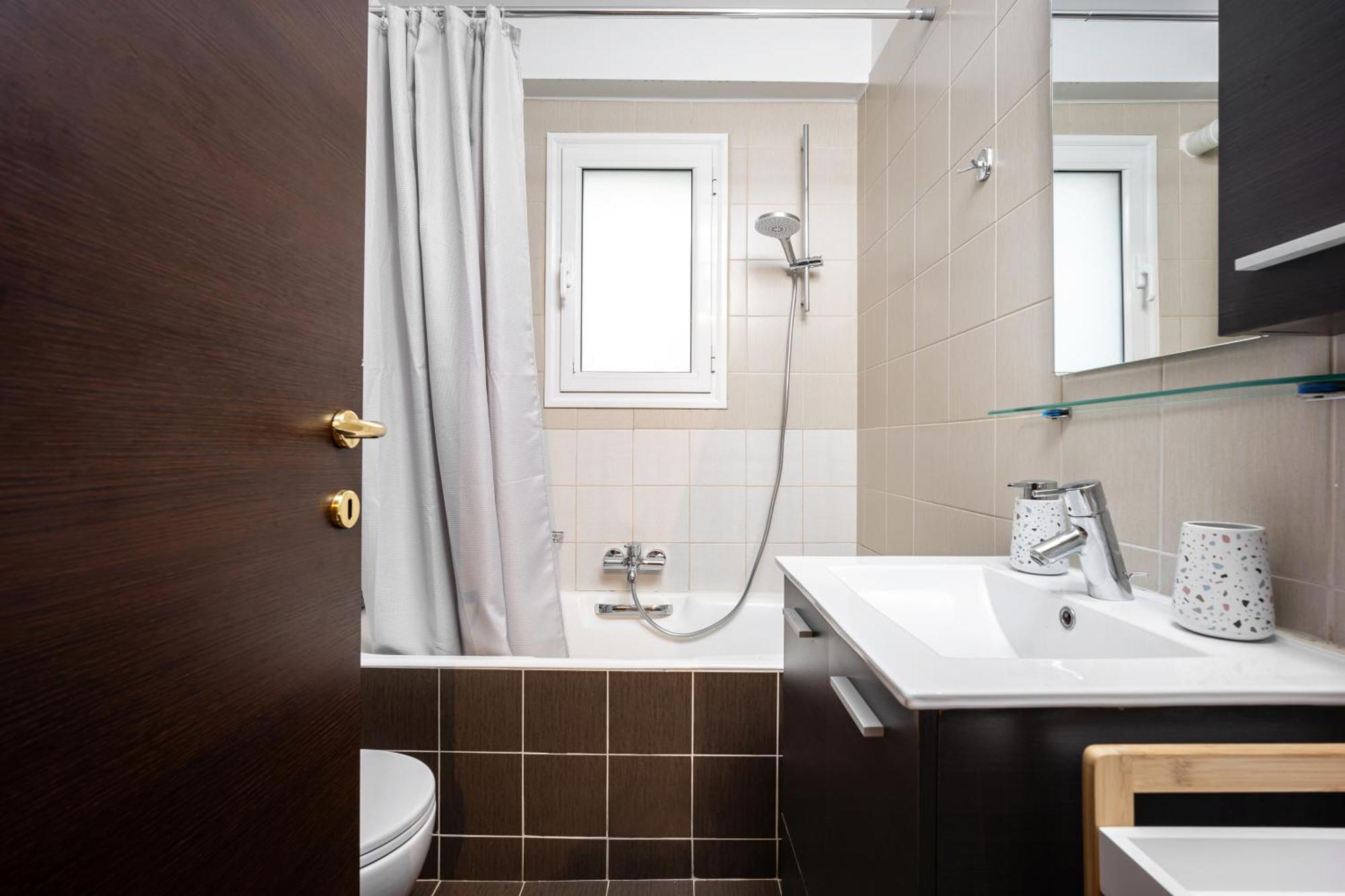 Elegant 2Bd Apartment Near Acropolis By Ilsofoir Collection Atenas Exterior foto